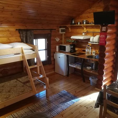 Laahtanen Camping Hotell Ristijärvi Rum bild