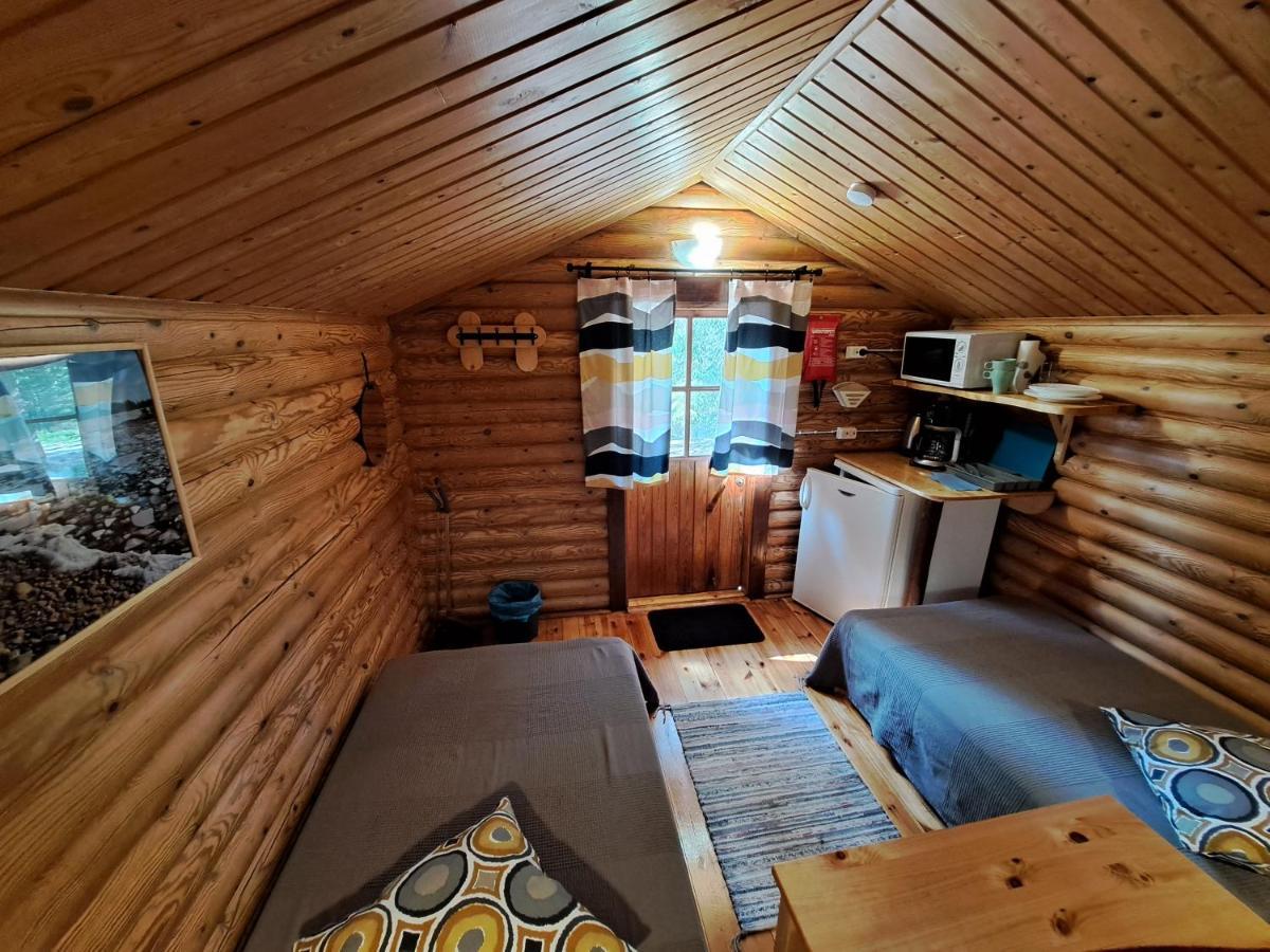 Laahtanen Camping Hotell Ristijärvi Exteriör bild