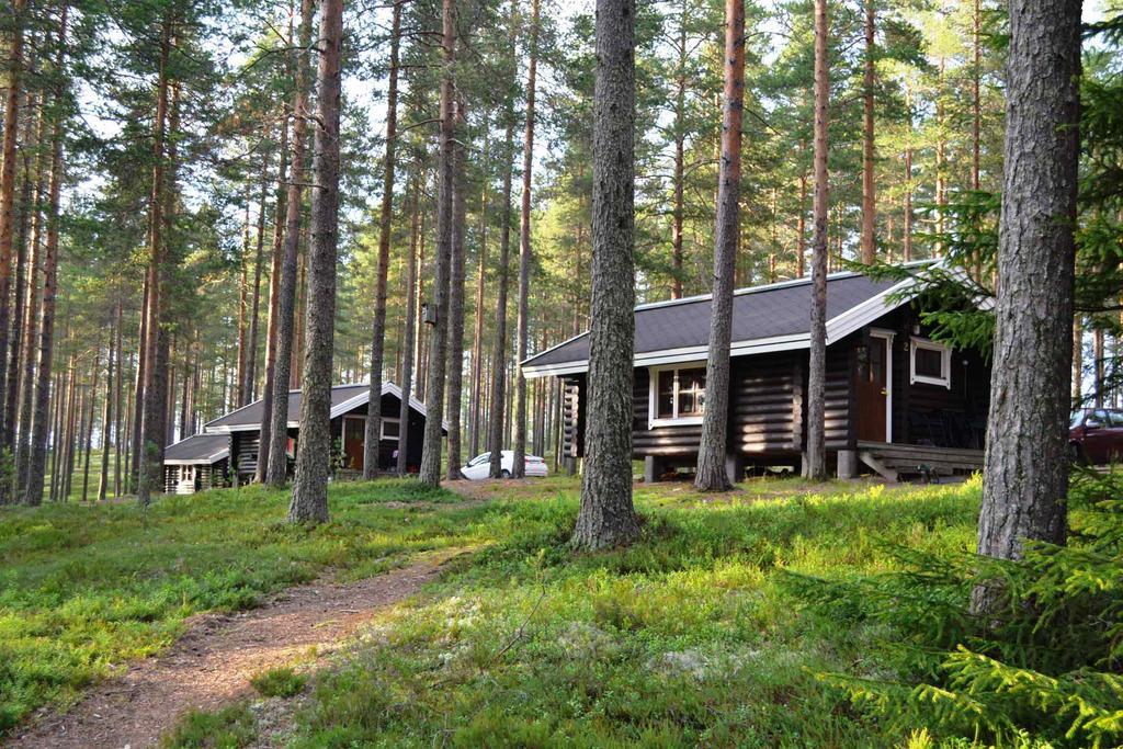 Laahtanen Camping Hotell Ristijärvi Exteriör bild