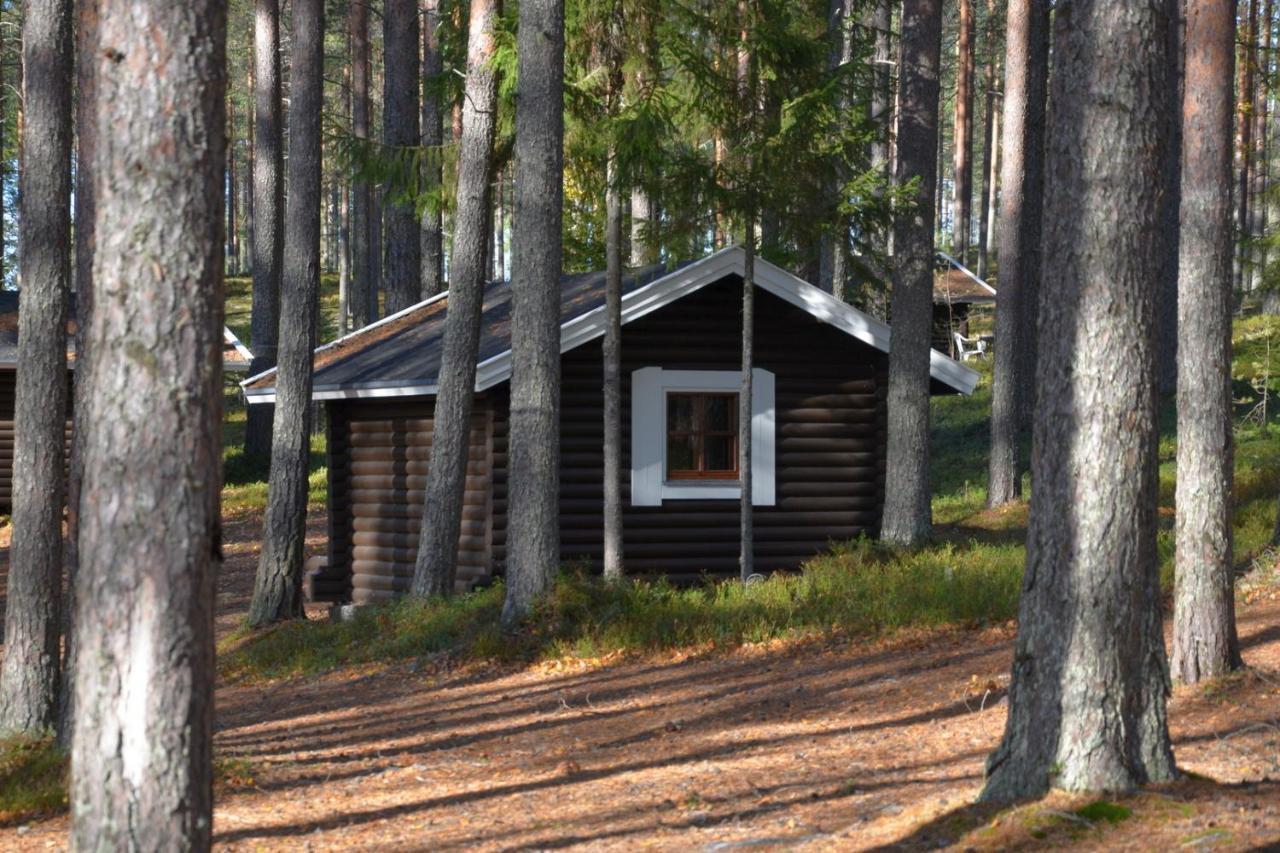 Laahtanen Camping Hotell Ristijärvi Exteriör bild